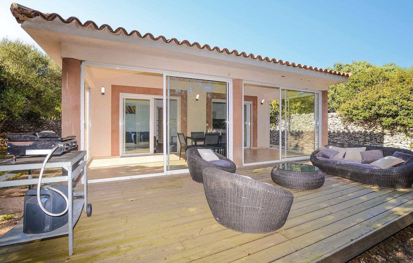 Foto 5 von 23: Gemütliches Apartment am Strand mit AC und Parkplatz
