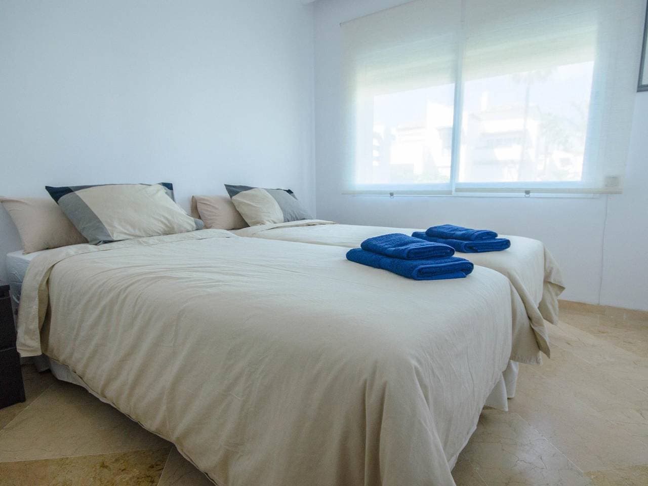 Foto 11 von 25: Geräumige Wohnung in Estepona mit WiFi und Parkplatz
