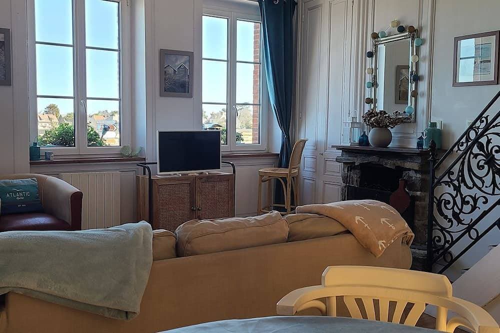 Foto 7 von 30: Zauberhafte Maisonette-Wohnung im Hafen von Barfleur