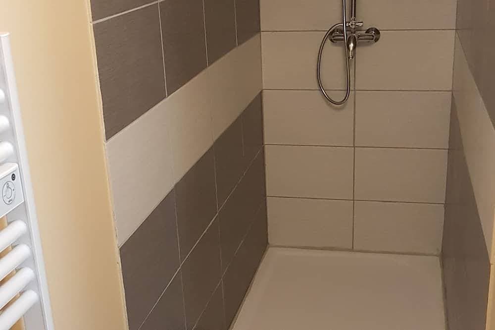 Foto 3 von 10: Möbliertes Studio in komfortablem Einfamilienhaus mit gepflegtem Garten