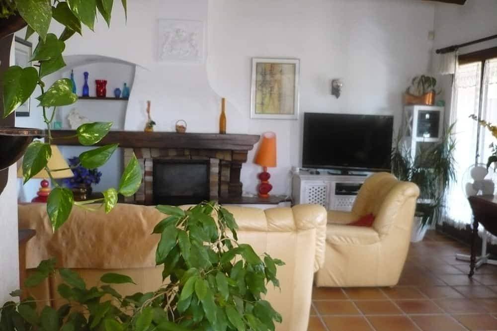 Foto 7 von 20: Villa mit privatem Pool und Garten, 5 km vom Meer entfernt