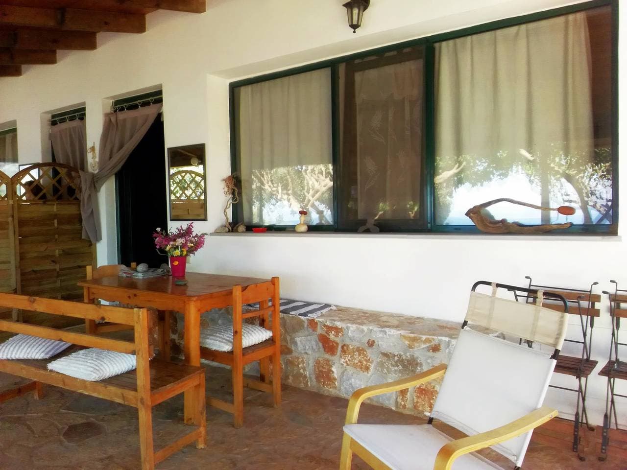 Foto 5 von 29: Apartment-ueber-dem-meer-privater-ort-zum-schwimmen