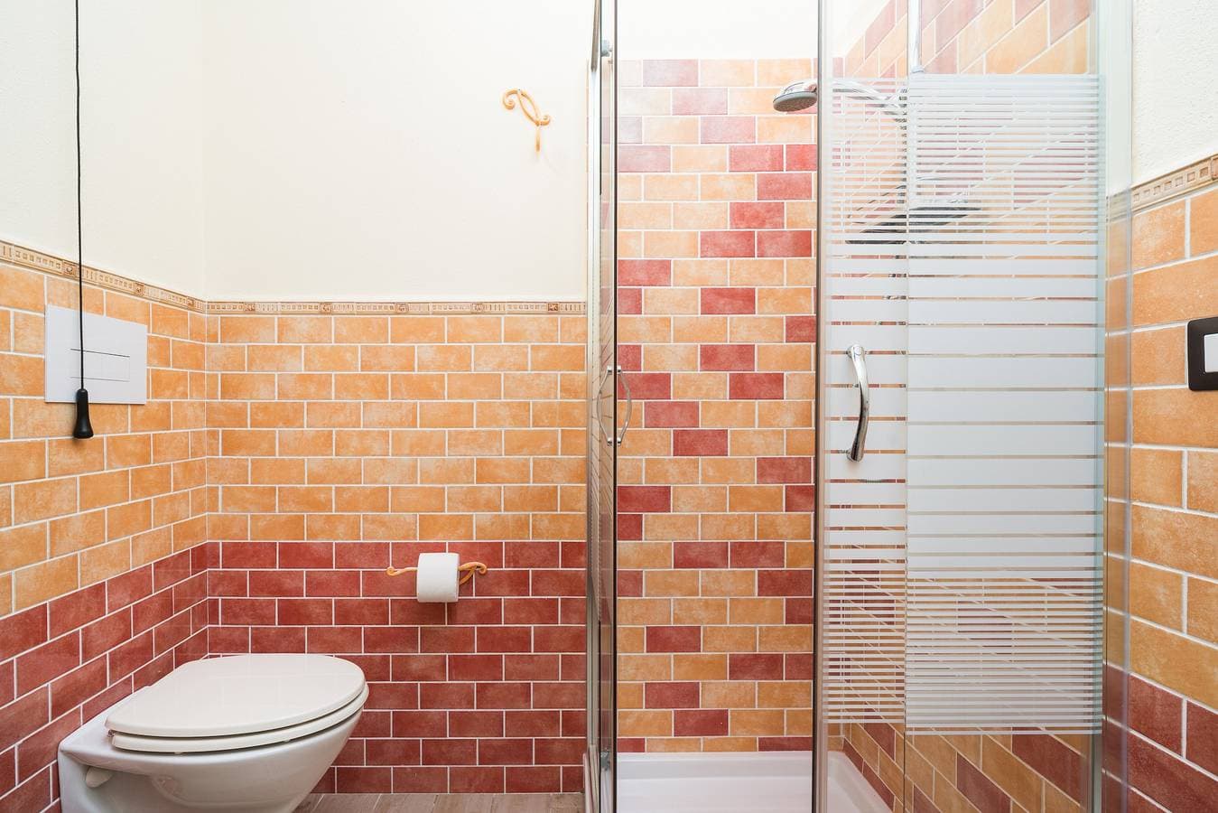 Foto 10 von 23: Ferienhaus 'Casa Luna' mit Seeblick, WLAN und Klimaanlage