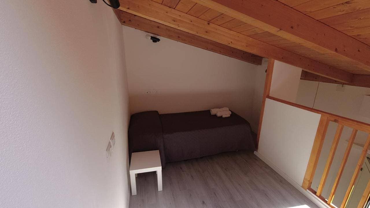 Foto 4 von 38: One-Bedroom Apartment