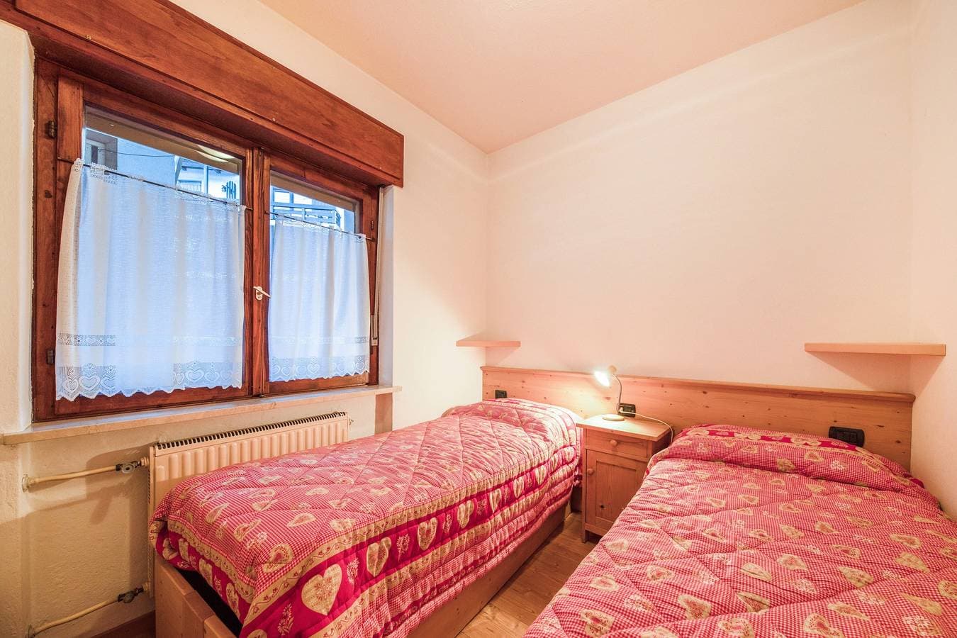 Foto 9 von 16: Ferienwohnung "La Pratolina" mit Bergblick, Terrasse und Garten