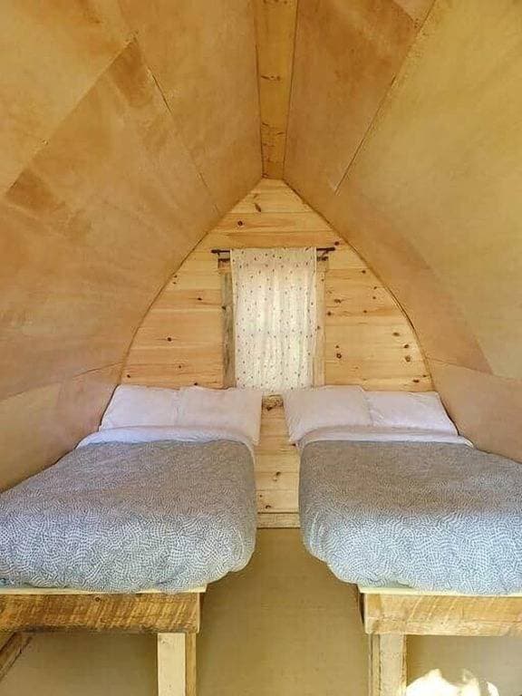 Foto 4 von 6: Mountain Ash Camping Pod at The Spruces