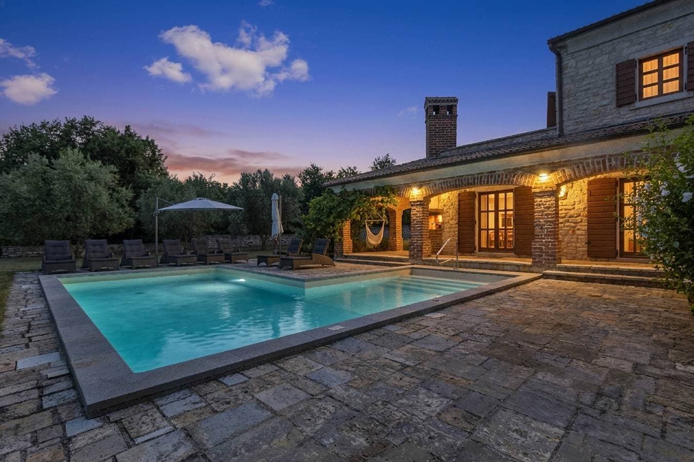 Foto 13 von 47: Luxury Villa Leoleni with heated pool