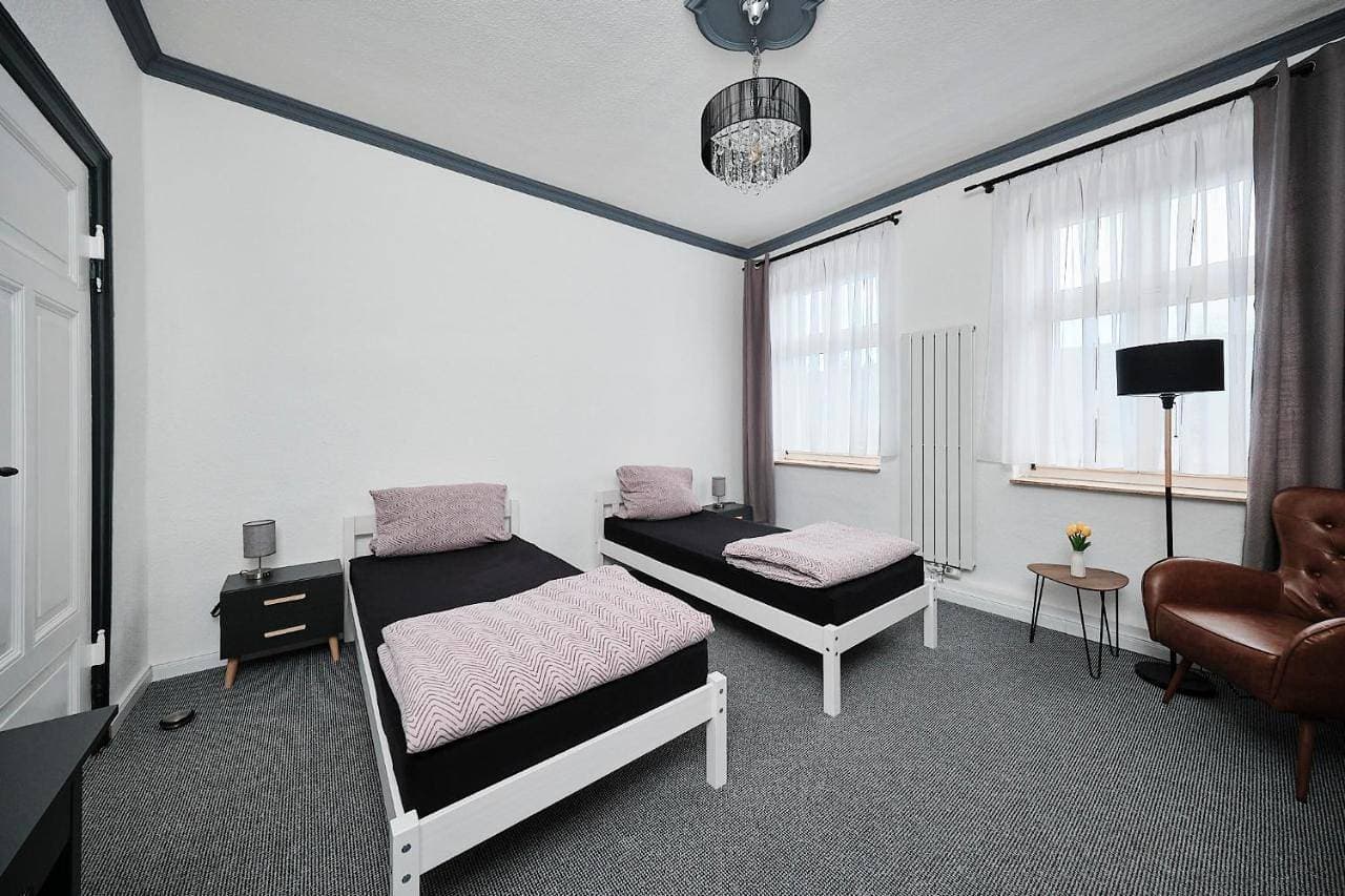 Foto 5 von 22: Double Room with Private Bathroom