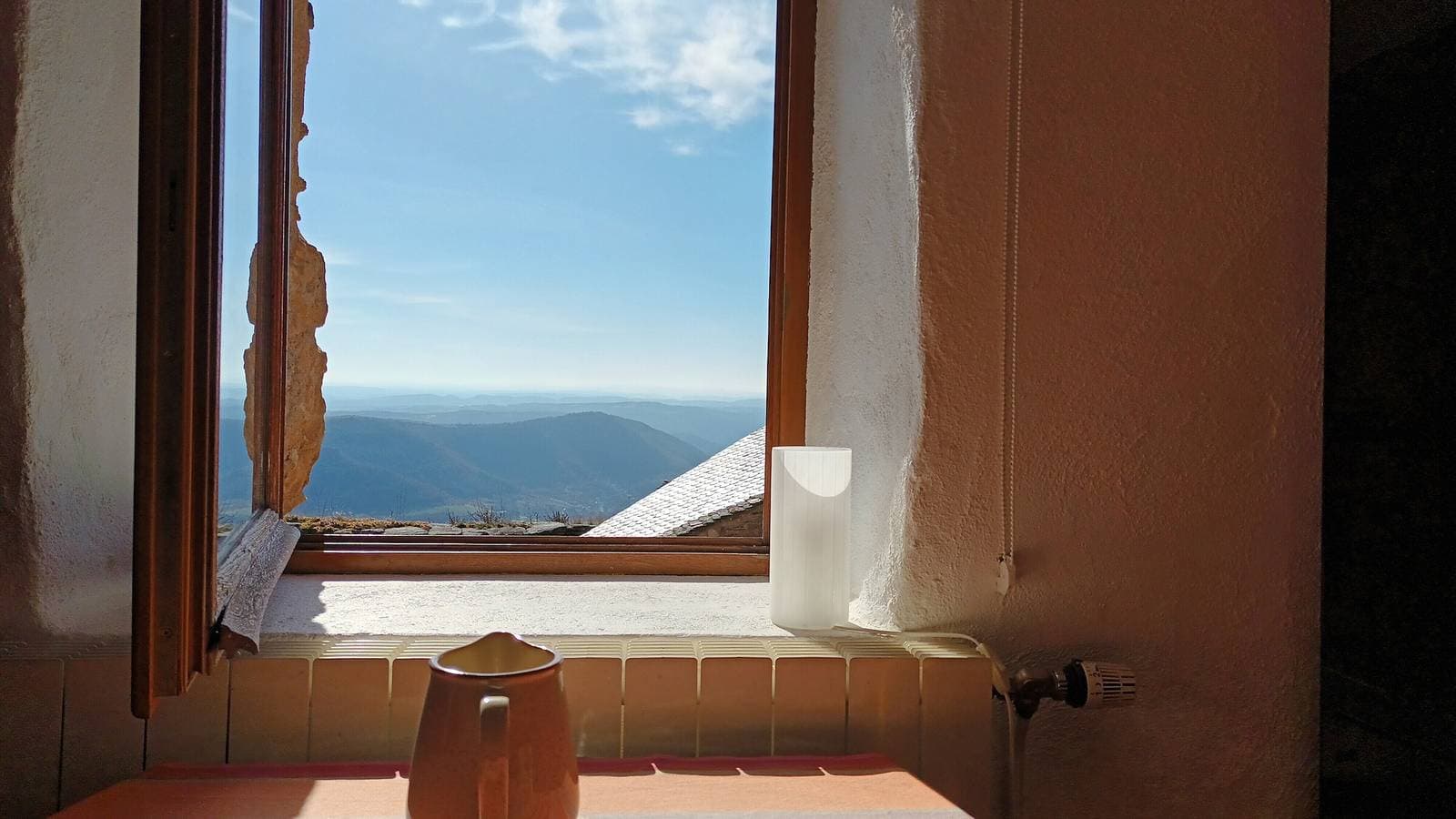 Foto 10 von 24: Ferienhaus 'La Clé Des Sens' mit Bergblick, privater Terrasse und Innenpool