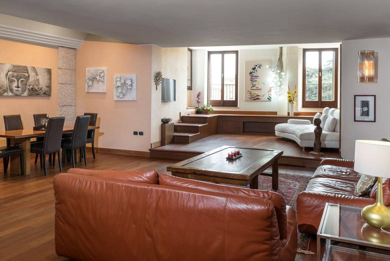 Foto 7 von 46: Ferienwohnung für 4 Personen mit Balkon/Terrasse
