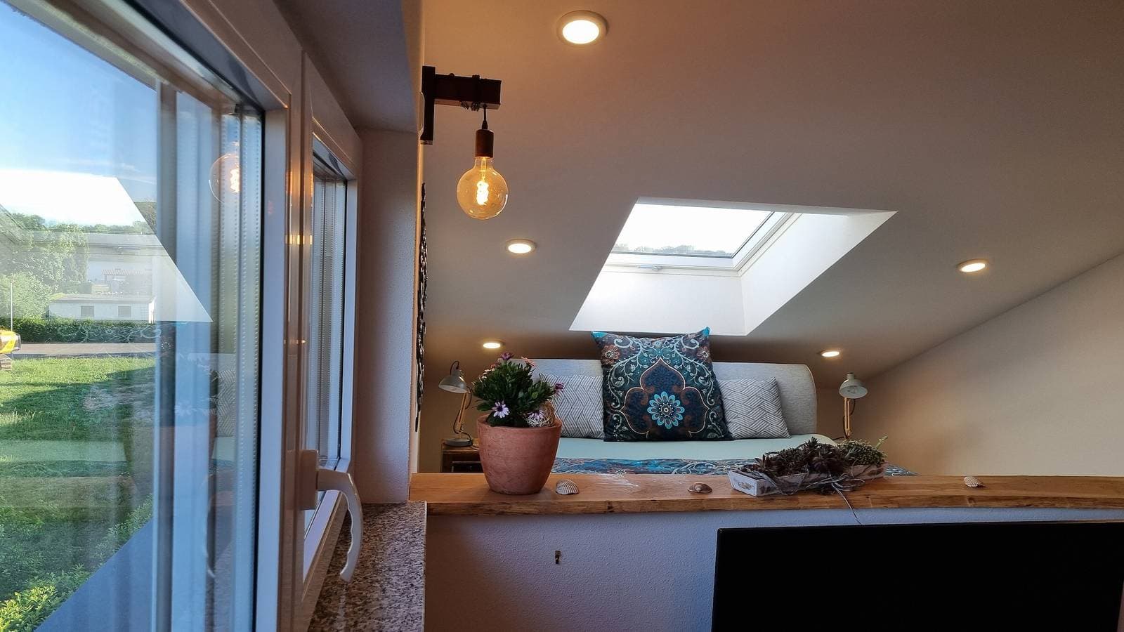 Foto 3 von 19: Ferienwohnung 'A' mit Bergblick, WLAN und Klimaanlage