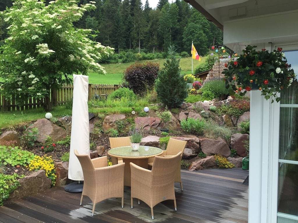 Foto 5 von 28: Rosengarten im Ferienhaus Carola