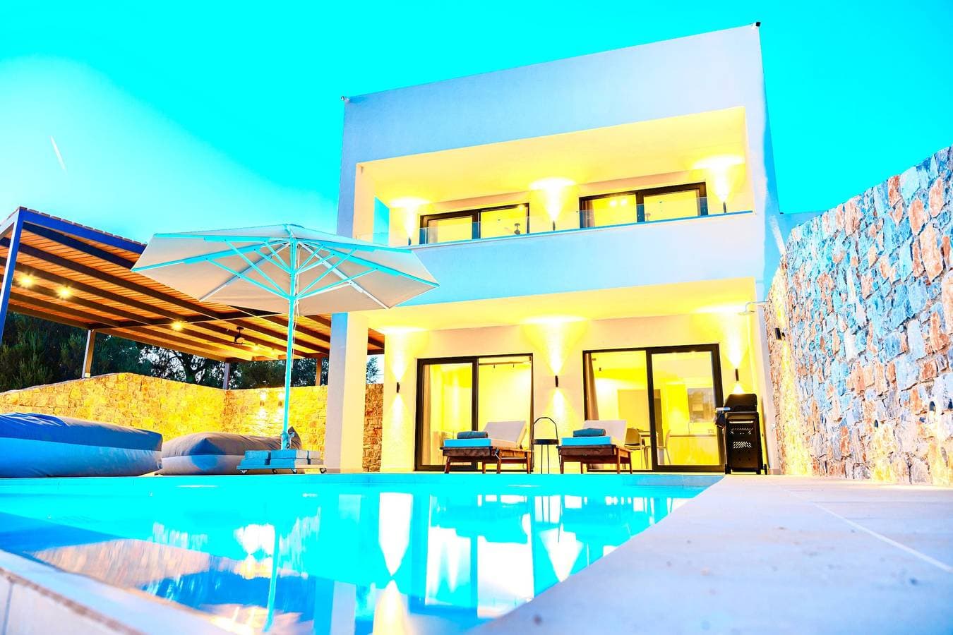 Foto 11 von 45: Luxuriöse Villa 'Selene 3' für 6 Personen mit privatem Pool & Berg- und Landblick