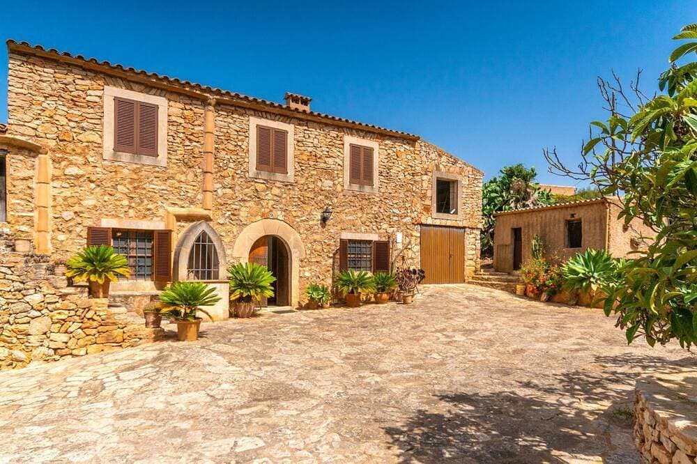 Foto 13 von 30: Schönes alleinstehendes Ferienhaus mit  W-Lan, privatem Pool, TV, Terrasse, Haustiere erlaubt