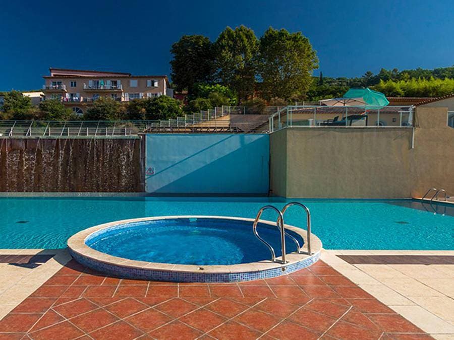 Foto 9 von 23: Résidence Le Domaine de Camiole - Vacancéole - Studio 2 personen - 15 bis 21 m²