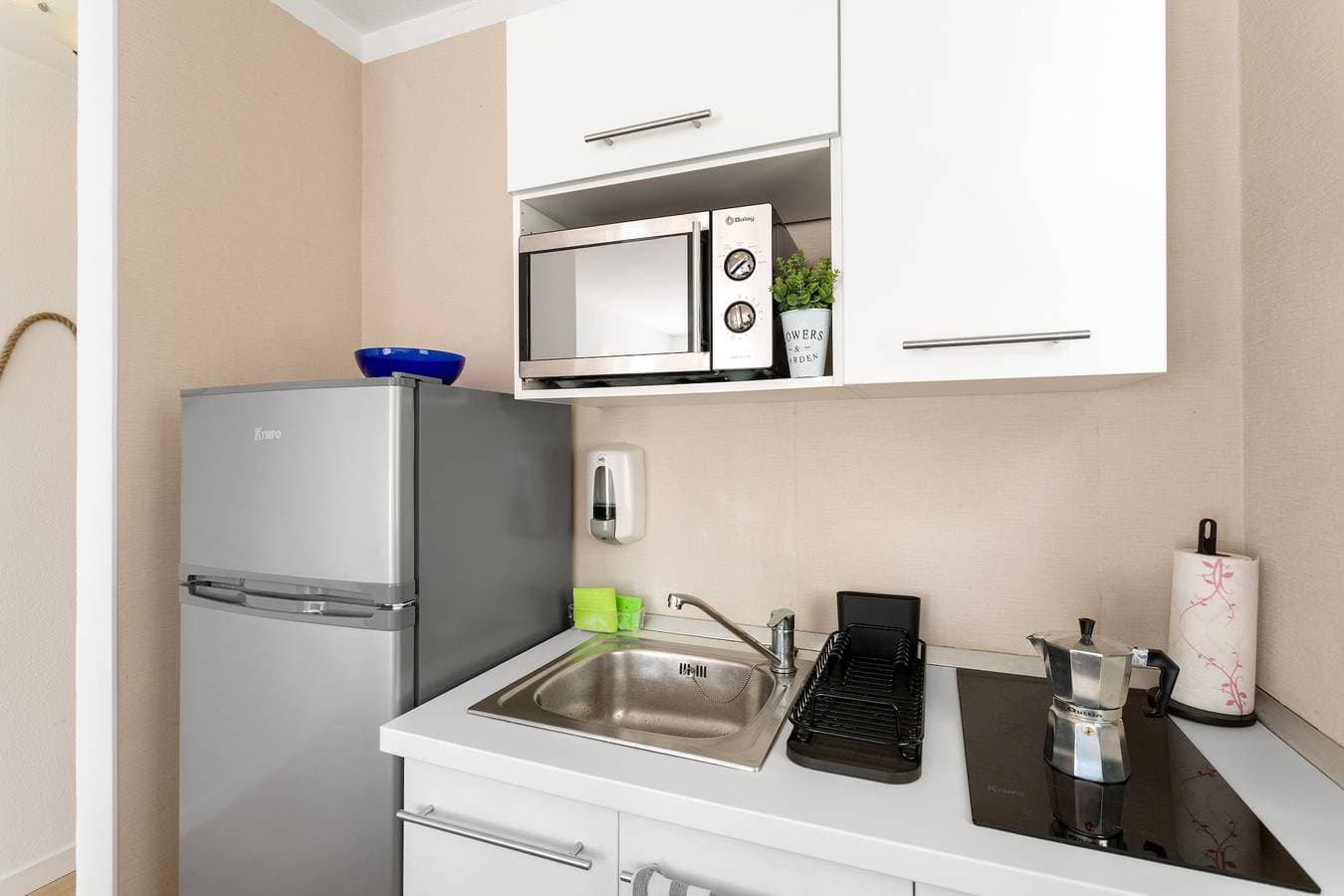 Foto 9 von 25: Ferienwohnung 'Casita Blanca' mit Meerblick, Gemeinschaftspool und WLAN