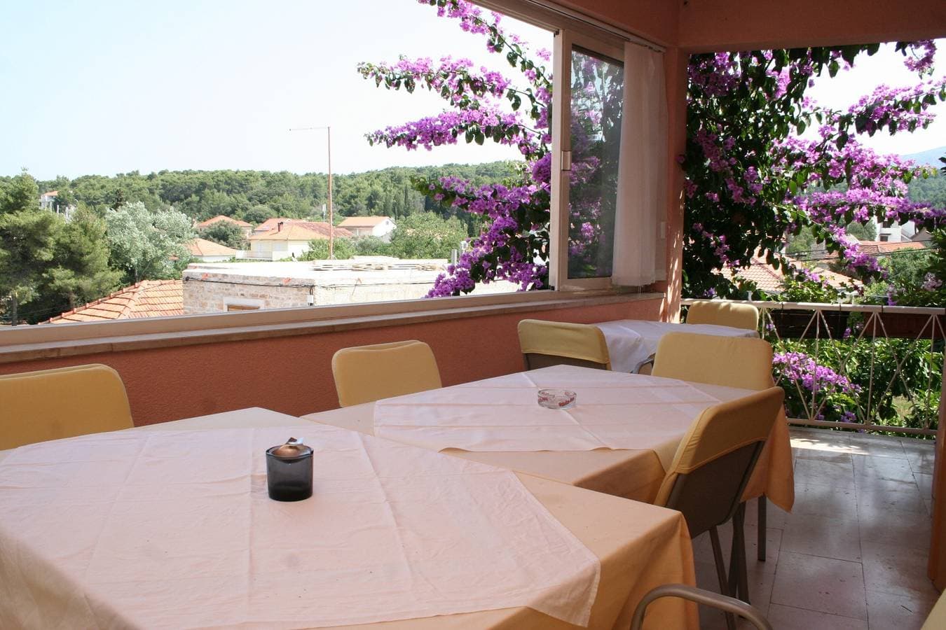 Foto 5 von 19: Zimmer mit Terrasse Vrboska, Hvar S-4600-b