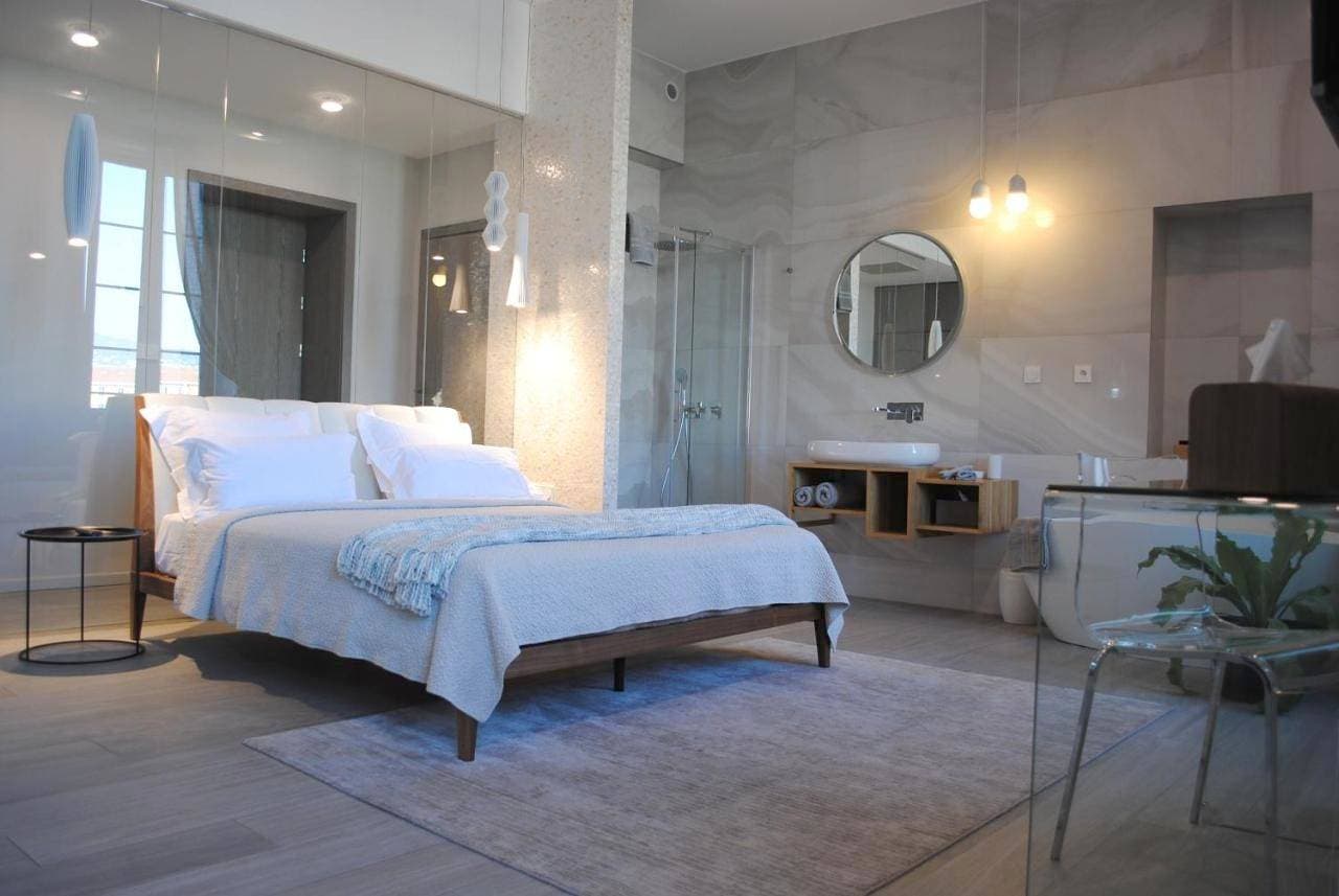 Les Suites Massena 1