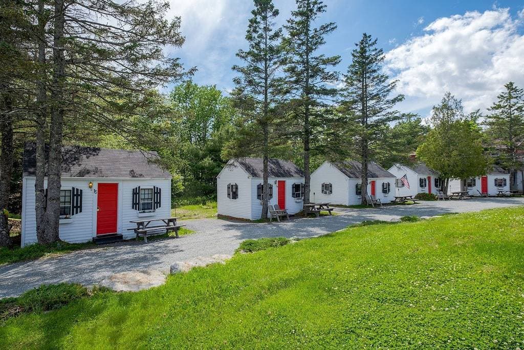 Foto 9 von 24: 11 Cute 1Br Acadia Cottage Open Hearth Inn