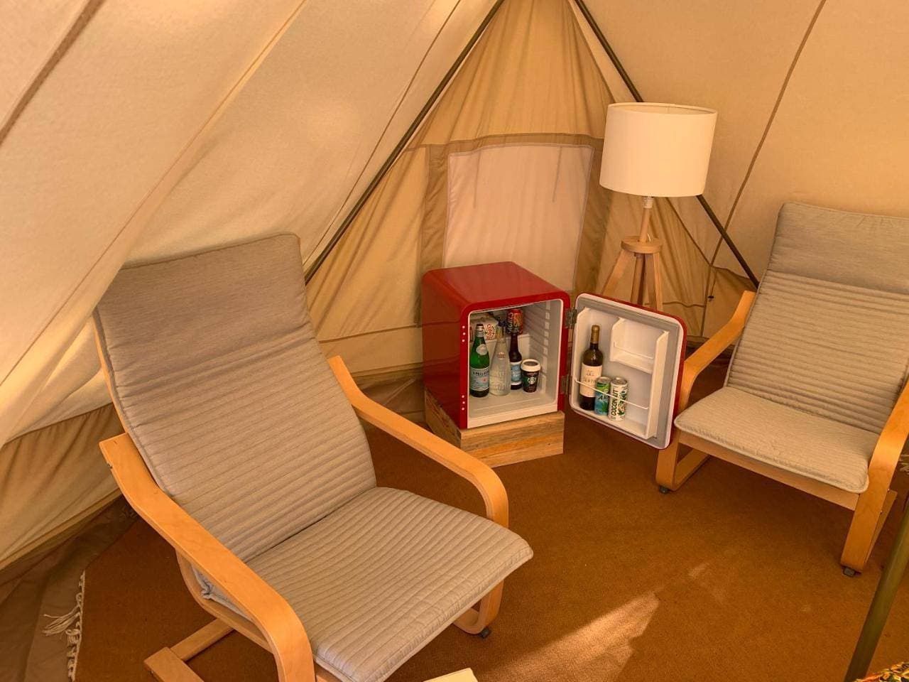 Foto 10 von 13: Tent