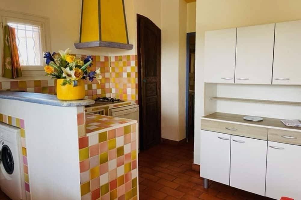 Foto 6 von 20: Ferienwohnung Var, Privater Garten, Swimmingpool, Tiere Zugelassen, Immobilien