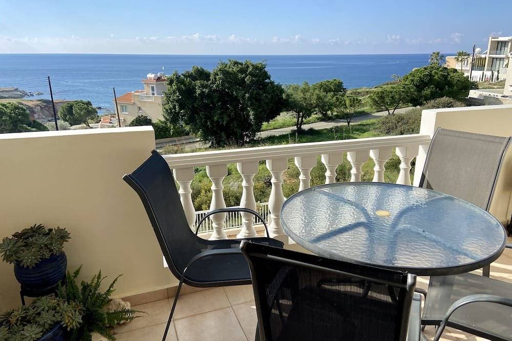 Stunning Sea View Apartment in the Sea Caves 1
