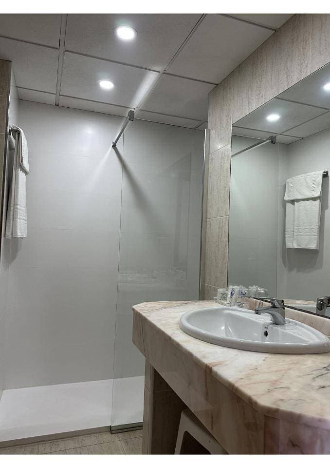 Foto 7 von 13: Double or Twin Room
