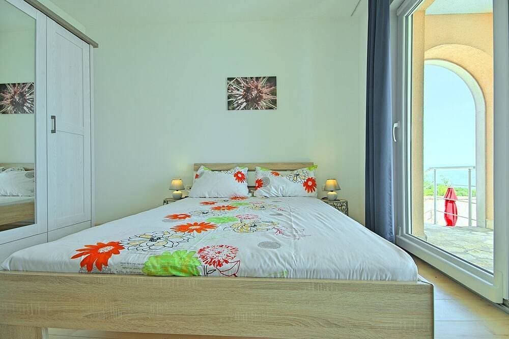 Foto 6 von 30: Ferienhaus mit traumhaften Meerblick und Pool