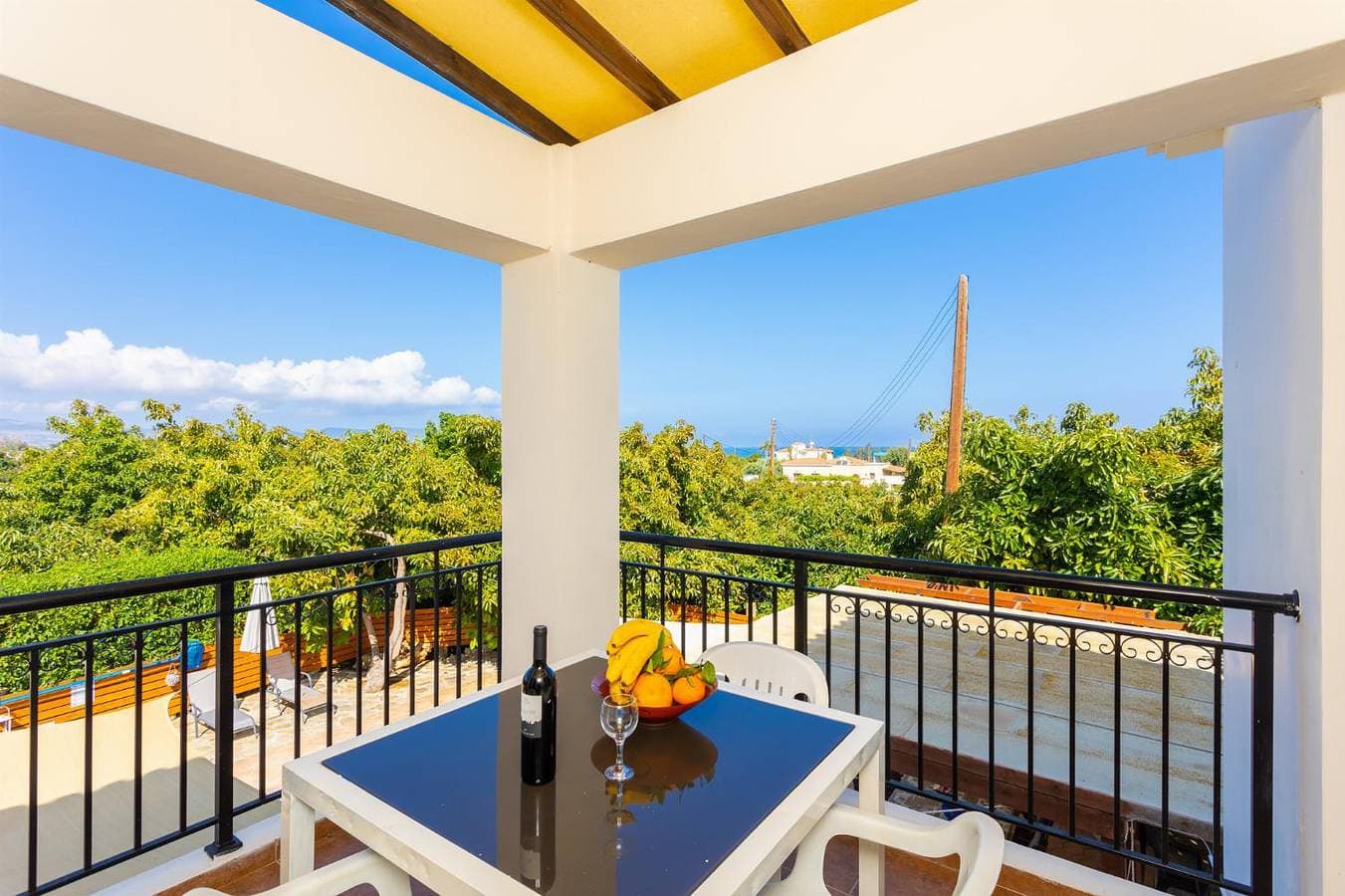 Foto 5 von 39: Villa für 8 Personen mit Meerblick