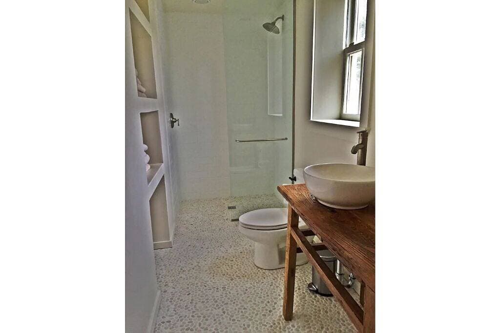 Foto 4 von 8: Super cosy cottage with high speed internet!