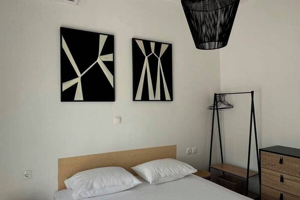 Foto 6 von 24: Oliviera Calm Home - 7 Min Walk to Beach View, Pool