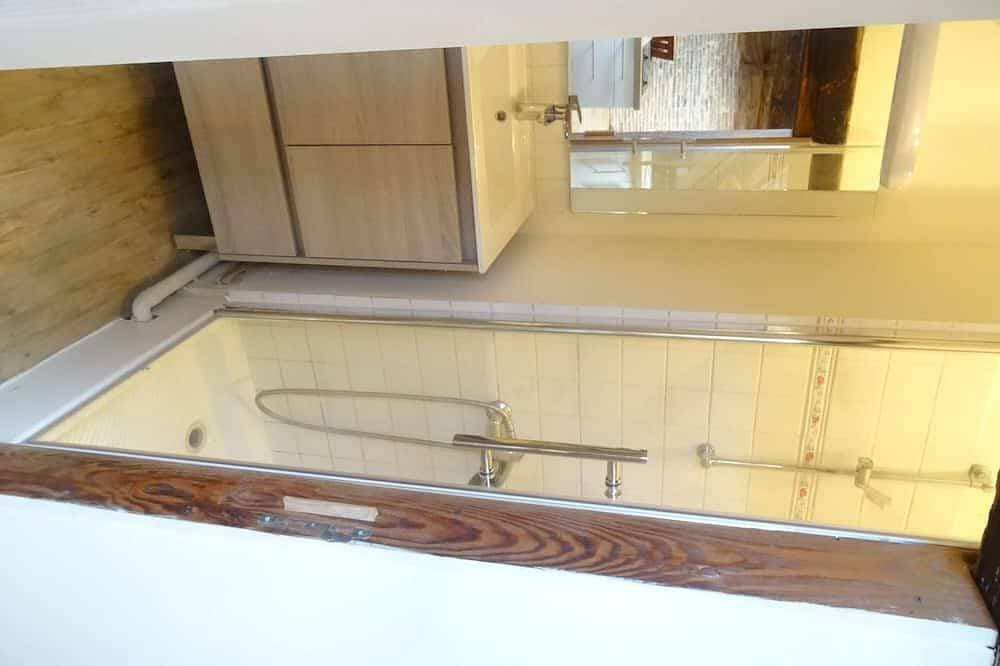 Foto 3 von 10: Charmantes Studio \"Le Colombier\" - Habitation Saint-Clar Historisches Zentrum - WLAN / Netflix