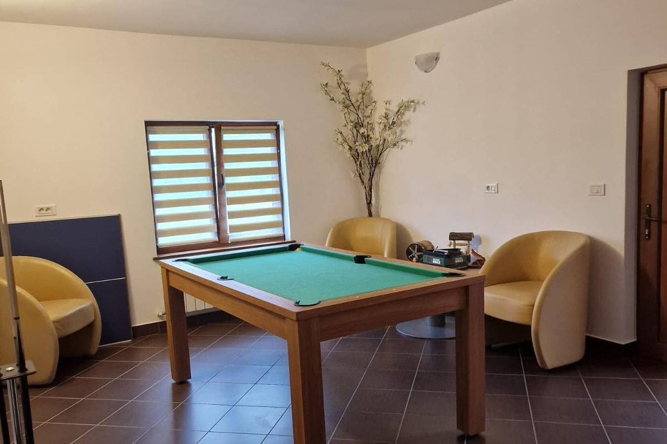 Foto 12 von 24: Villa für 10 Personen mit Whirlpool