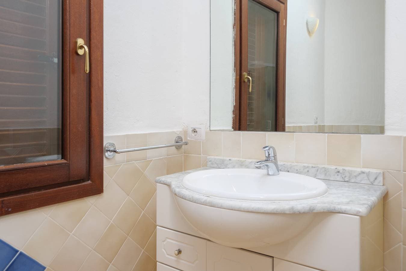 Foto 9 von 19: Ferienwohnung "Residence Orizzonti N 25" mit Meerblick und privater Terrasse