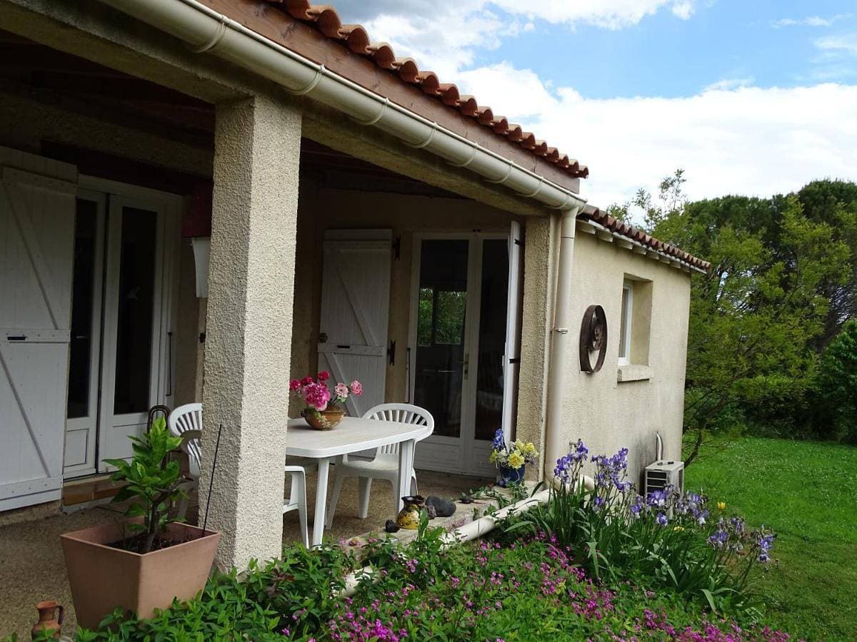 chambre d'hôtes indépendante climatisée avec kitchenette 1