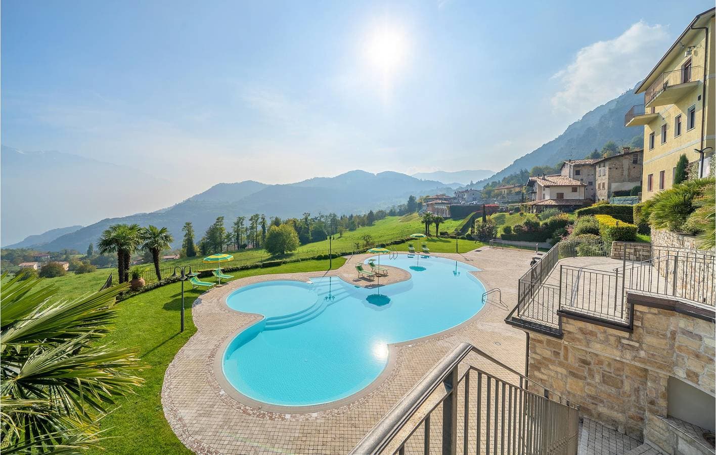 Foto 6 von 27: Appartement am Pool mit Parkplatz & WiFi