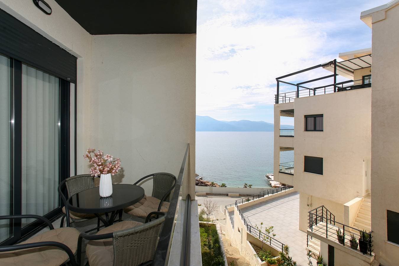 Foto 2 von 30: Ferienwohnung für 4 Personen mit Balkon