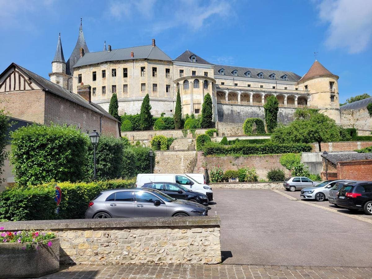 Appartement avec terrasse 1