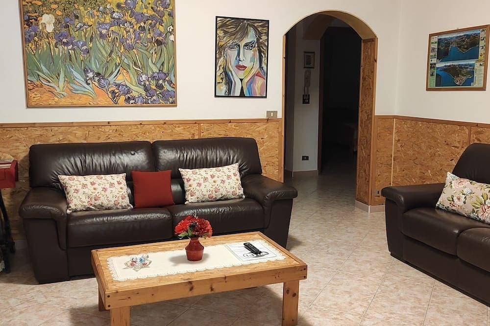 Foto 13 von 30: Villa Raggio di Sole ist eine Villa in Porto Porto Ceresio am Luganer See