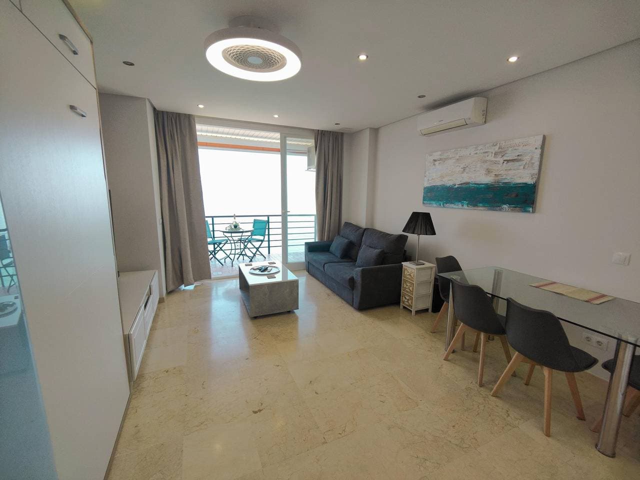 Foto 12 von 45: Ferienwohnung für 3 Personen mit Pool