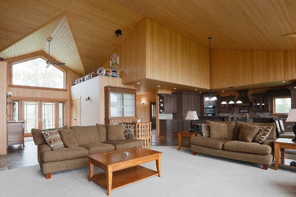Foto 8 von 17: Luxury Lakefront Cabin on Falcon Lake