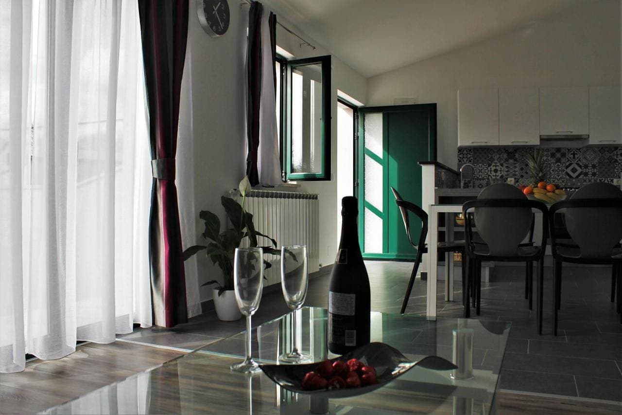 Foto 11 von 22: Two-Bedroom Apartment with Terrace