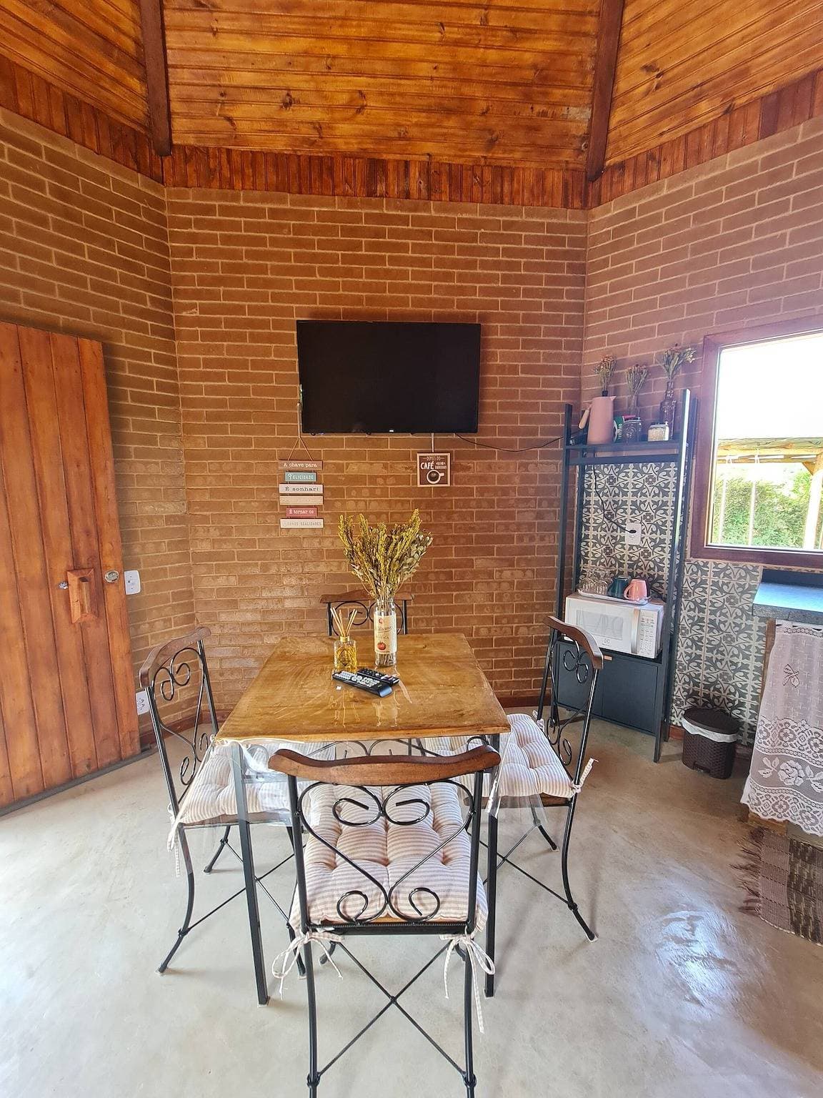 Foto 6 von 33: Unterkunft in der Casa Do Chapéu Caparaó – Cabana Estrela