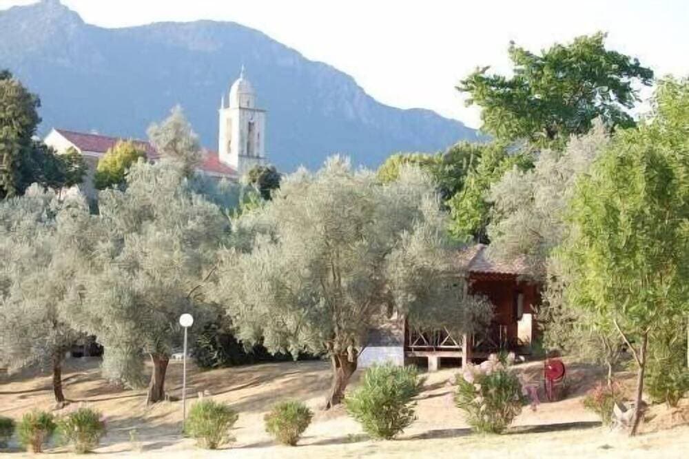Foto 4 von 8: Gite Corsica Grosseto Porticcio - Ruhiger Pool