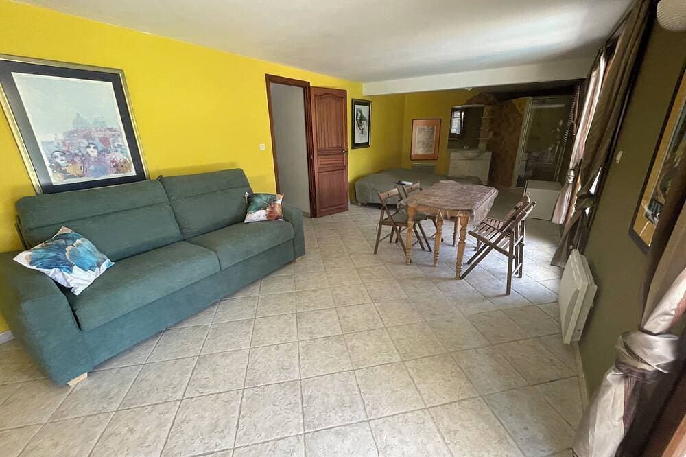 Foto 13 von 30: Idyllic getaway StudioBas de Villa:garden and private pool near the coast