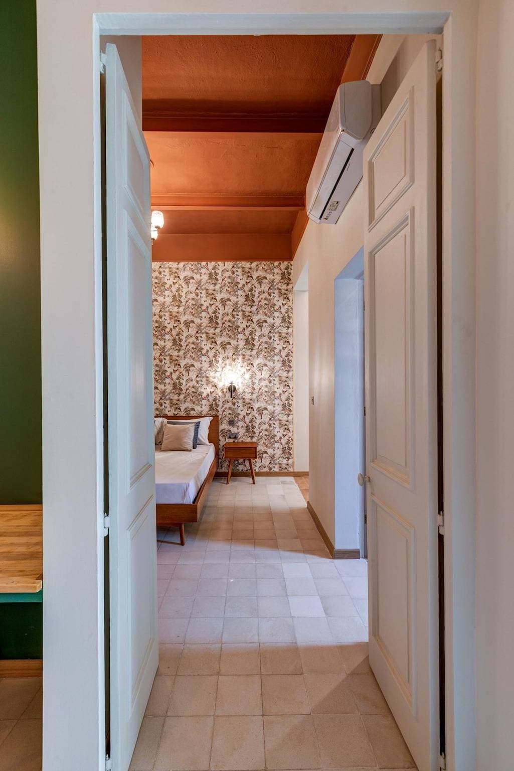 Foto 9 von 32: Ferienwohnung für 4 Personen mit Terrasse