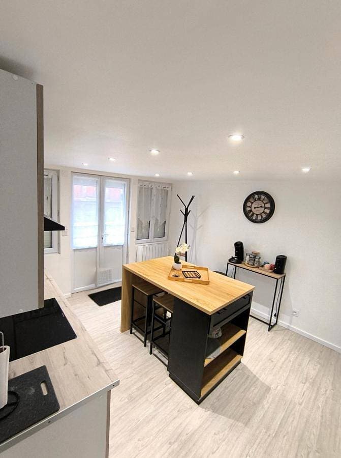 "Modern Cosy" Hyper centre 1
