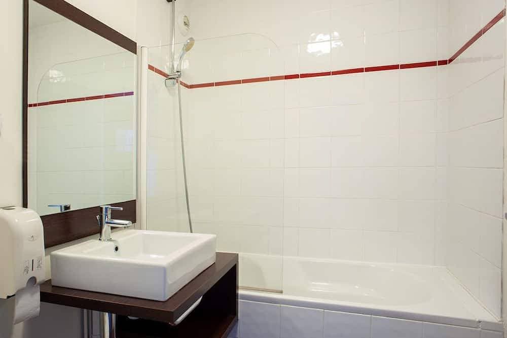 Foto 6 von 30: Studio Douillet Proche du Centre Ville | Piscine Extérieure Chauffée