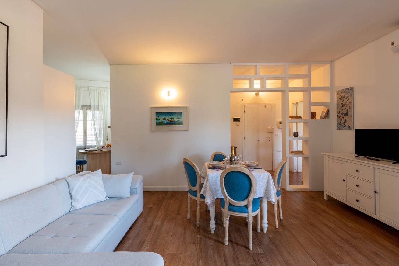 Foto 8 von 33: Ferienwohnung für 2 Personen mit Balkon/Terrasse