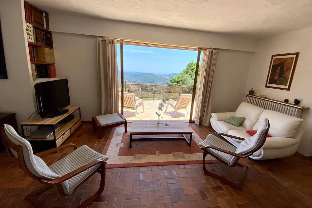 Foto 8 von 18: Schöne Villa an der französischen Riviera Pool und Terrasse